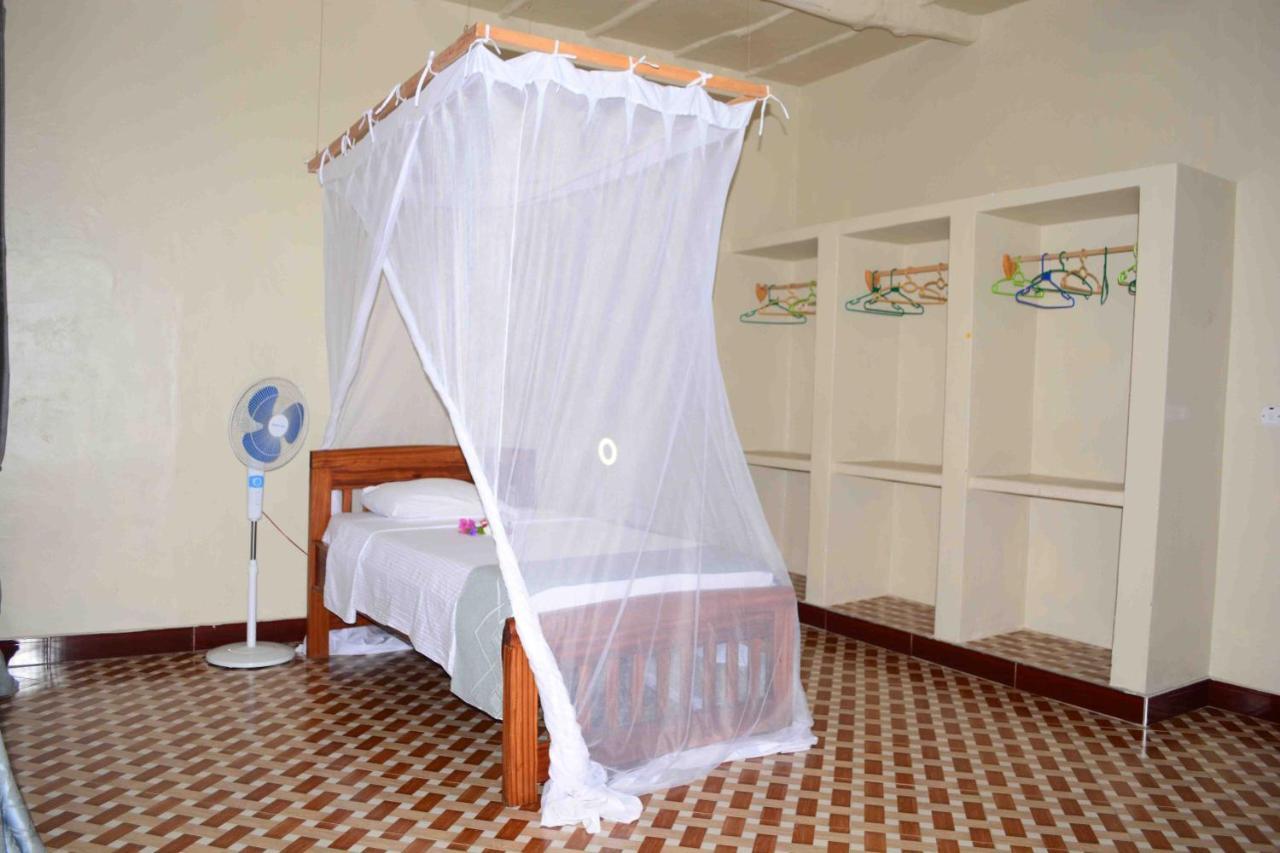 Meremeta Lodge Utende Dış mekan fotoğraf